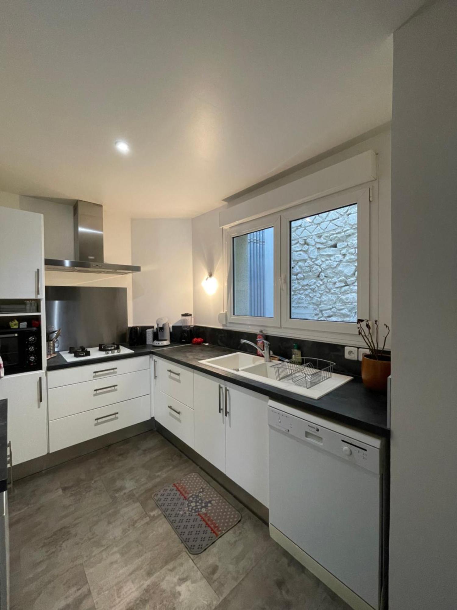 Appartement En Centre Ville 70M2 Reims Buitenkant foto